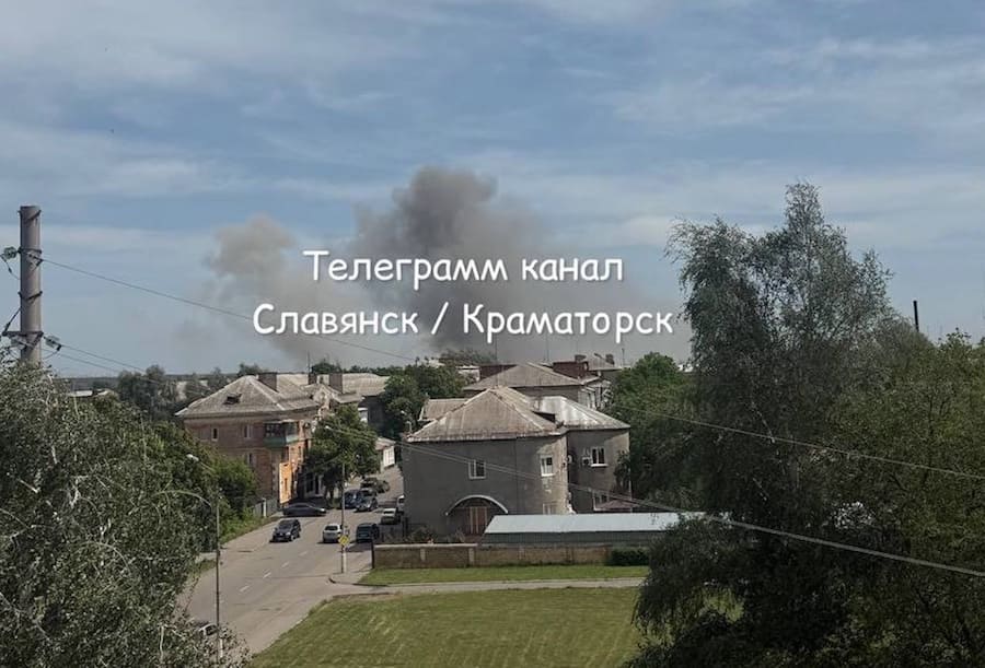 Окупанти скинули на Слов’янськ три 500-кілограмові бомби. Є постраждалий та пошкодження