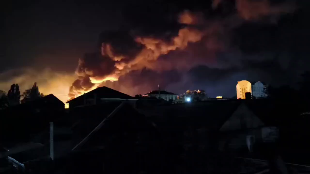 Дрони атакували залізничну станцію у Сальську Ростовської області. Кадри наслідків