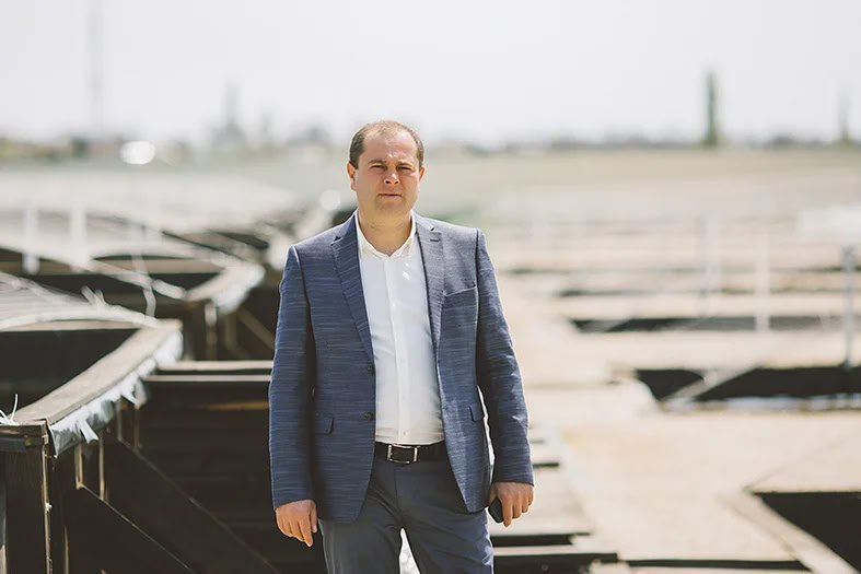 Окупаційну владу Нової Каховки очолив росіянин, пов’язаний із хабарництвом і участю у війні в Сирії