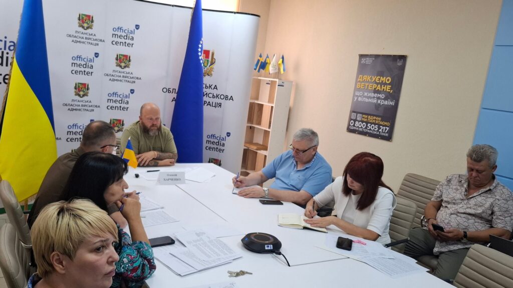 Здебільшого – плани й наміри: начальник Луганської ОВА відзвітував про сто днів роботи