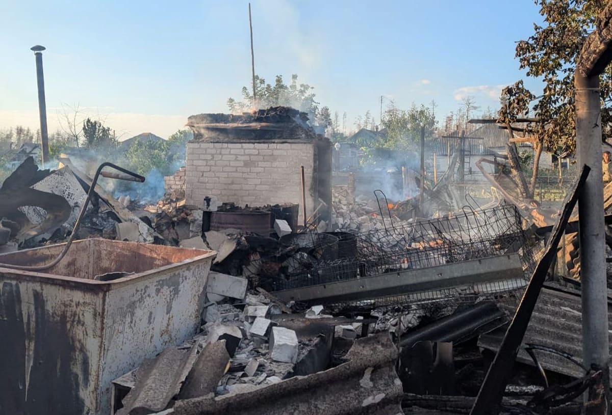 Окупанти 27 разів обстріляли Донецьку область протягом доби. Загинули дві людини, ще 12 постраждали