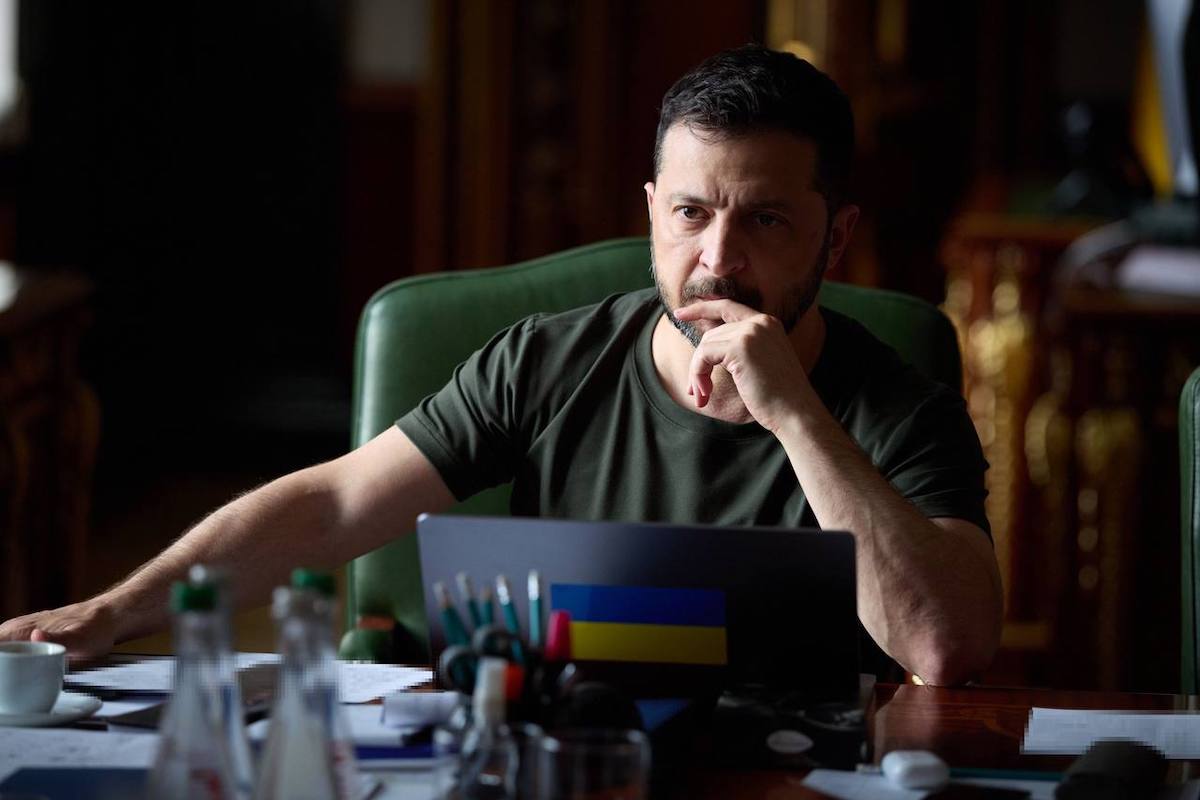 Україна не має наміру дарувати свої землі Росії, — Зеленський