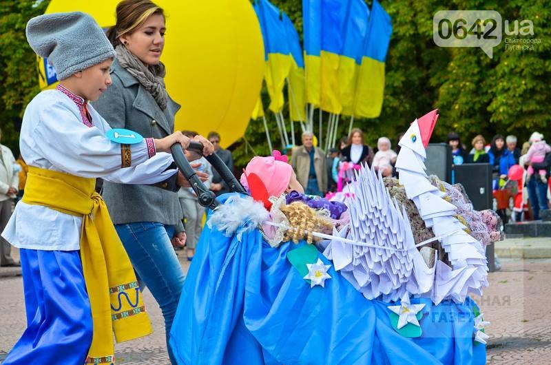 Луганськ, який ми любили і проклинали: старі фото міста до його 230-річчя