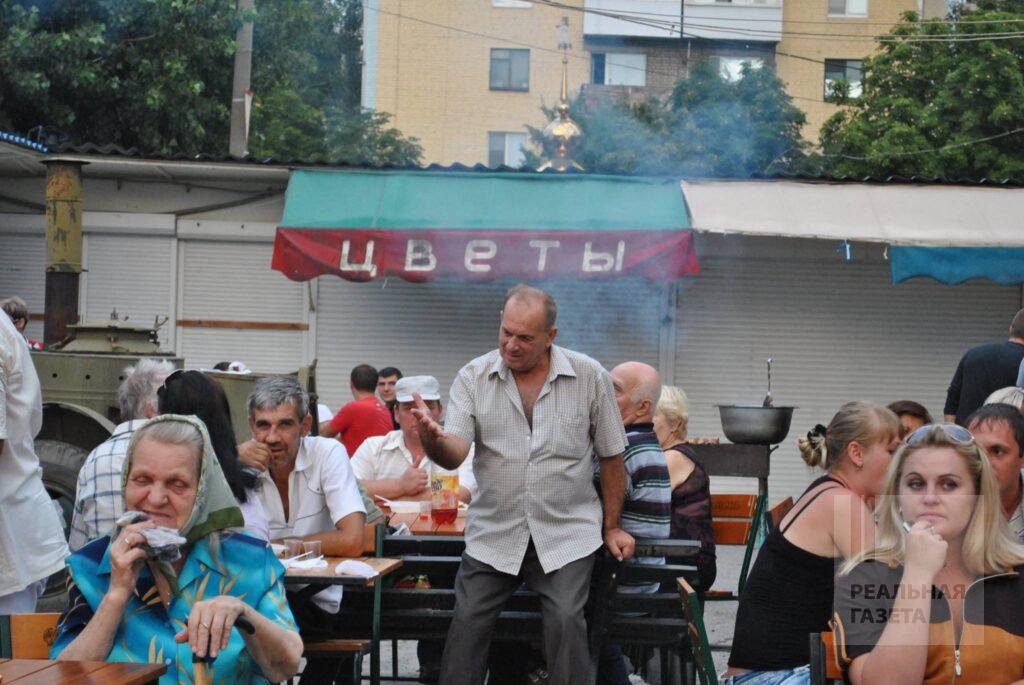 Луганськ, який ми любили і проклинали: старі фото міста до його 230-річчя