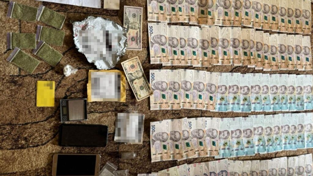 У Слов’янську судитимуть групу наркоторговців, які отримували метадон поштою