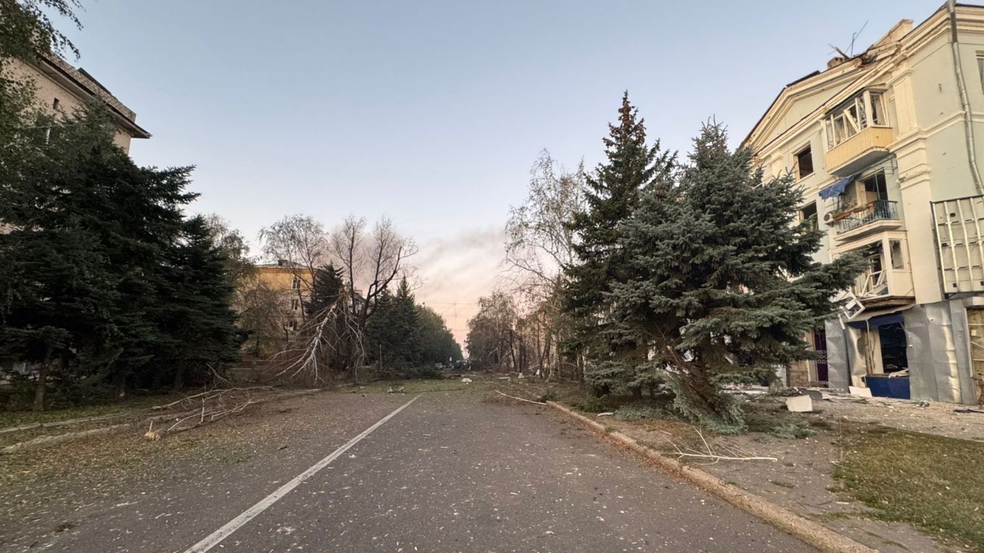 Росіяни завдали удару трьома ФАБ-250 по Краматорську — опубліковані фото наслідків