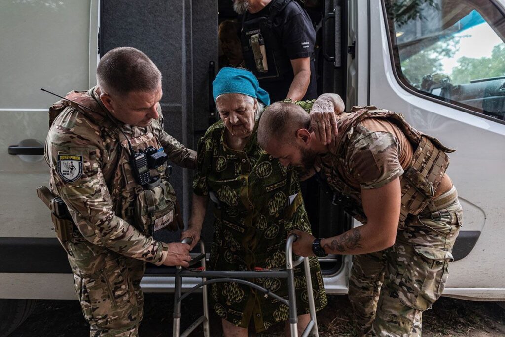 Іноземний журналіст показав, як відбувається евакуація з Костянтинівки