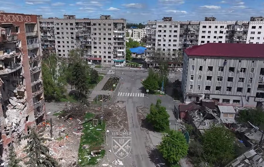 Військові показали, як з висоти пташиного польоту виглядає Покровськ