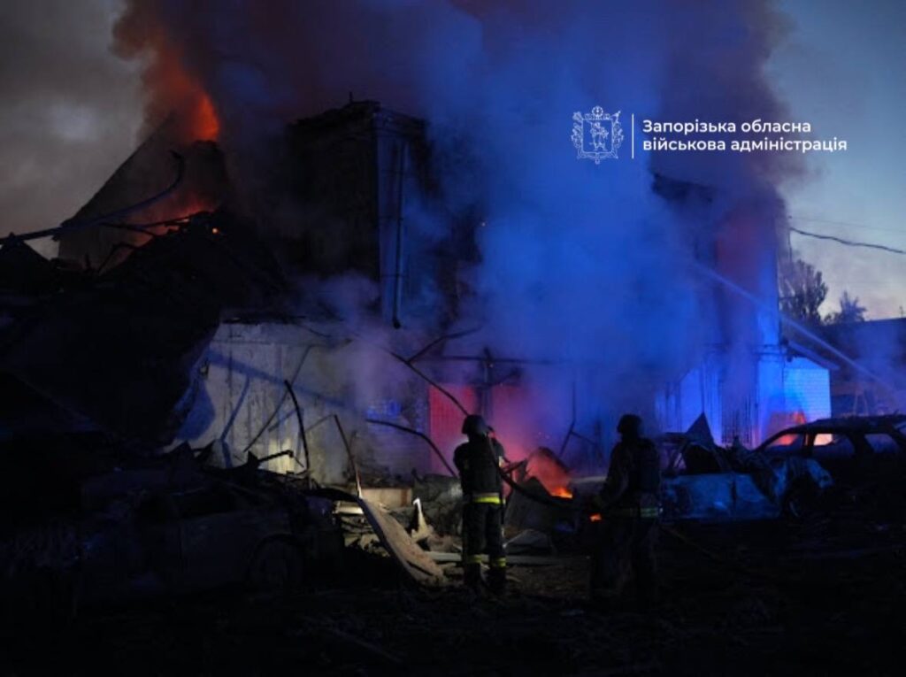З-під завалів дістали тіло жінки: кількість загиблих у Запоріжжі зросла до трьох
