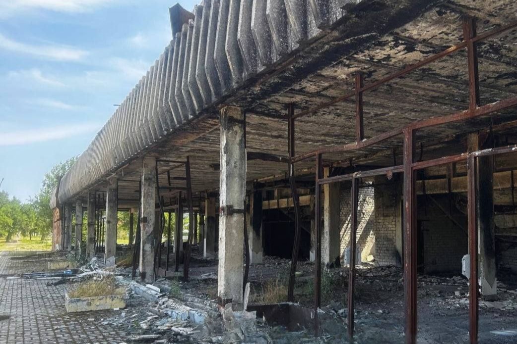 Місцеві показали, який вигляд має льодовий палац у Сіверськодонецьку