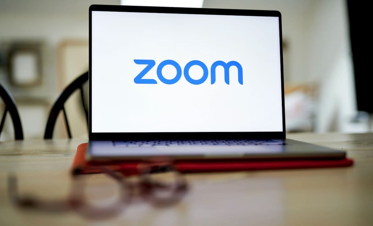 У Росії готуються заблокувати Zoom, пропаганда вже “прогріває” населення