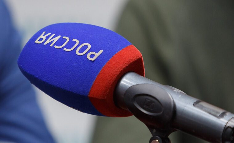 Окупанти планують запустити програму “Земський журналіст”: випускників вищів хочуть розподіляти за радянською системою