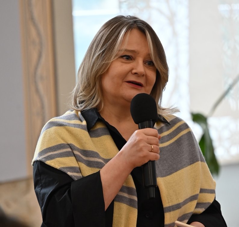 У Львові презентували лекцію про життя людей на окупованих територіях України