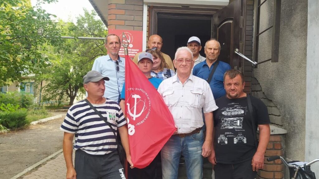 На “підтанцьовуванні”: Хто є в політикумі “ЛНР”, крім “Єдиної Росії”