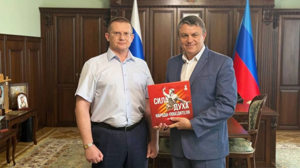 На “підтанцьовуванні”: Хто є в політикумі “ЛНР”, крім “Єдиної Росії”