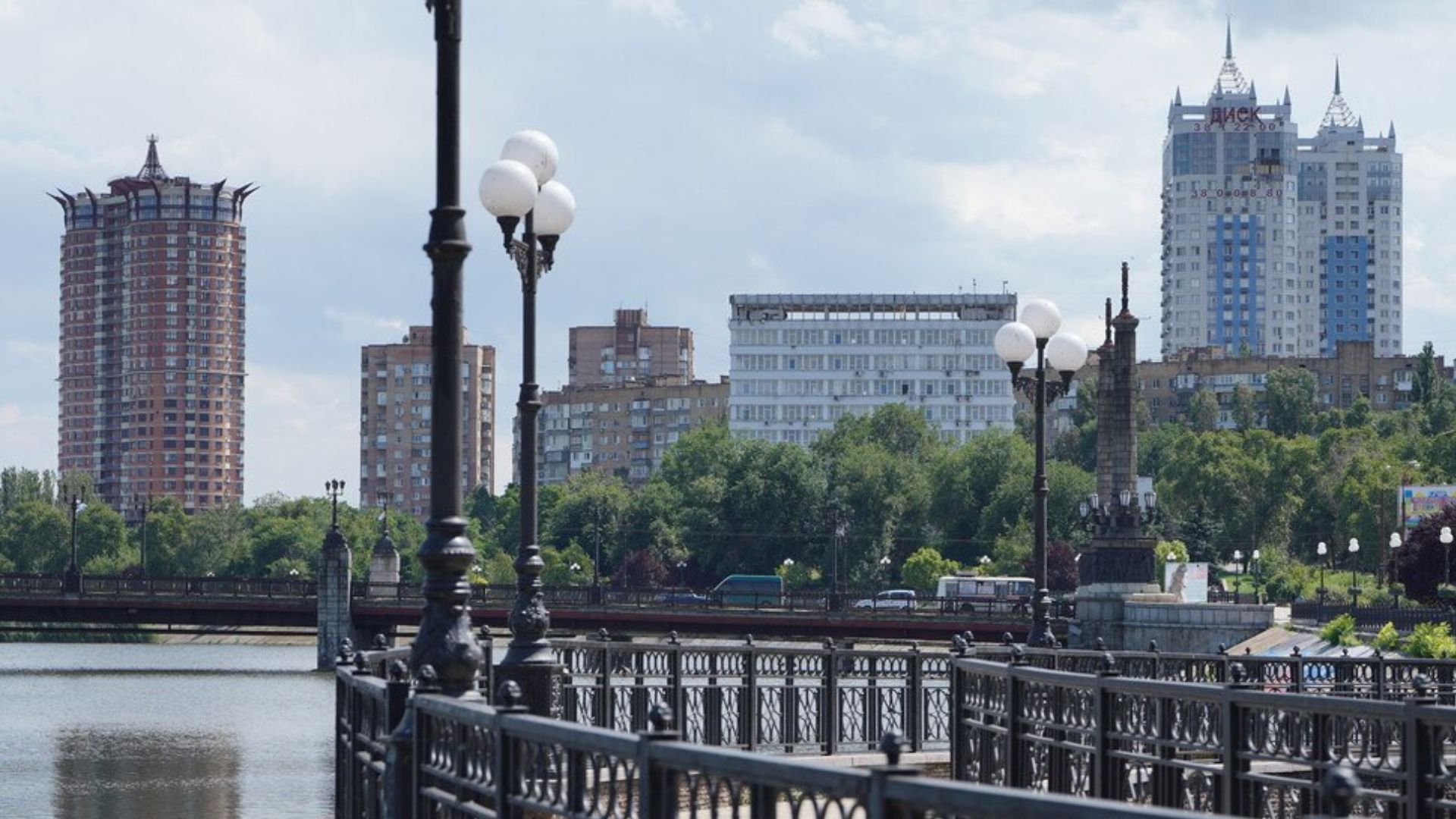 У яких окупованих містах відібрали росіяни найбільше квартир українців. Спойлер: Маріуполь у лідерах