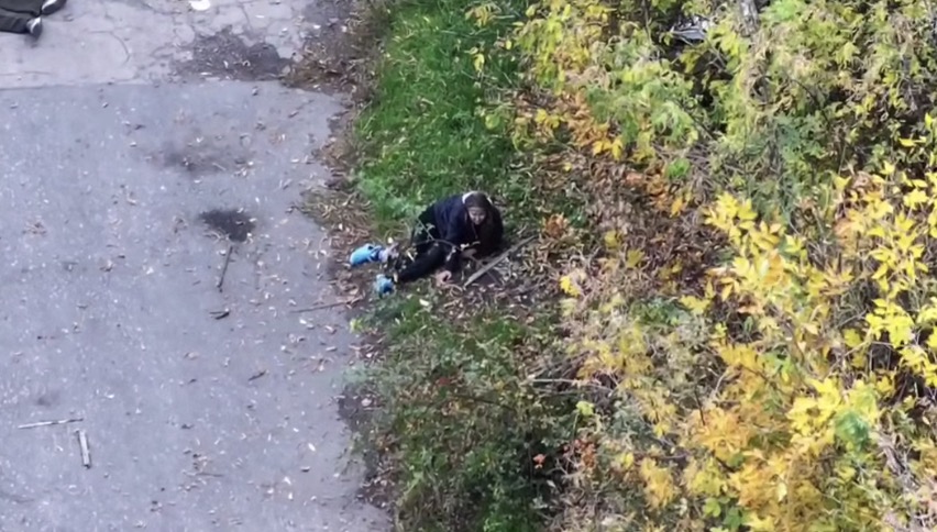 Росіяни розстріляли цивільних біля вокзалу у Покровську — одну дівчину вдалося врятувати