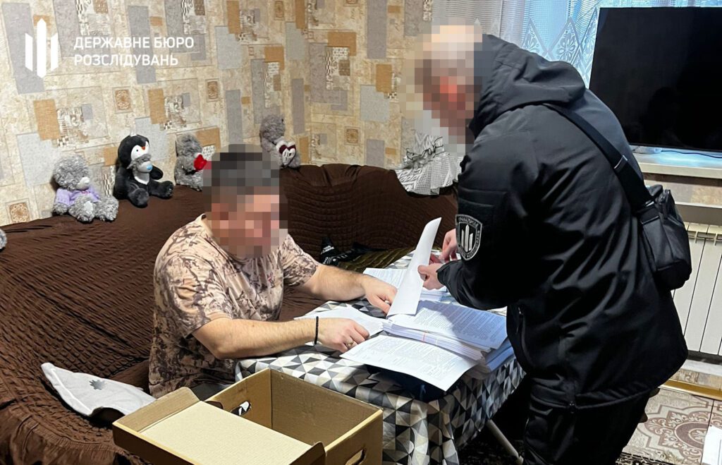 Слідчі викрили чиновника з Луганщини, який разом зі спільниками привласнив понад 100 мільйонів гривень
