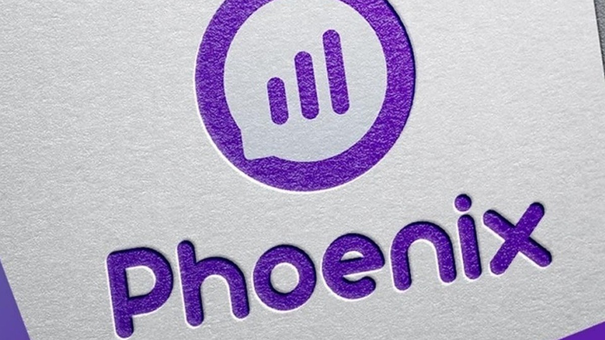 Донецький оператор зв’язку “Фенікс” не буде знов продовжувати термін “верифікації”. Єдиний спосіб встигнути — вистояти чергу