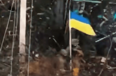 Сили оборони України звільнили Кучерів Яр на Донеччини та підняли прапор: яскраві кадри