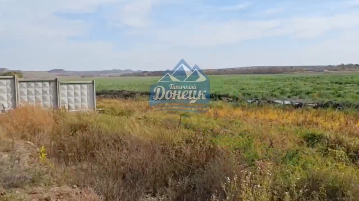 Не відрізнити від поля. У мережі показали, що сталося з Ханжонківським водосховищем на окупованій Донеччині