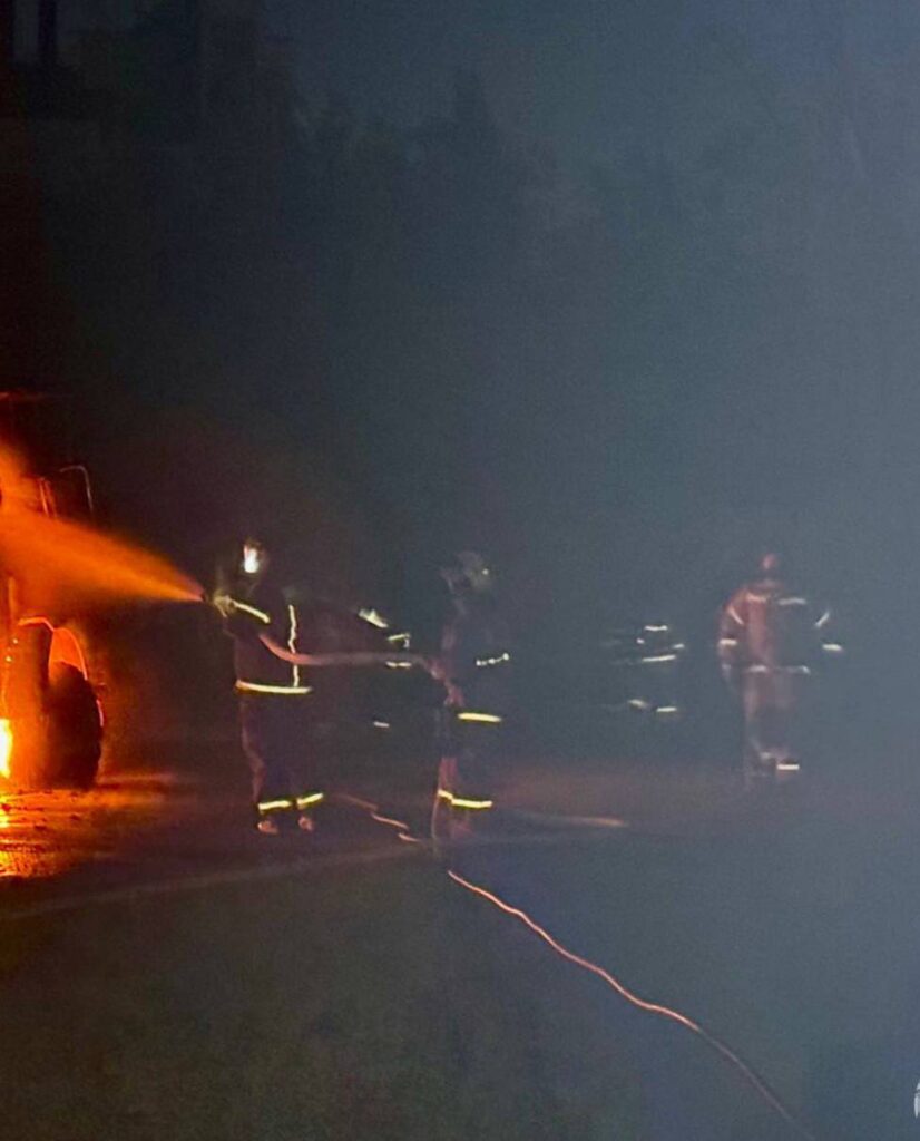 В окупованому Луганську згоріла заправка разом з військовим автомобілем