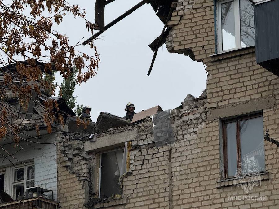 У Хрустальному в багатоквартирному будинку прогримів вибух. Окупанти кажуть, що це був вибух побутового газу