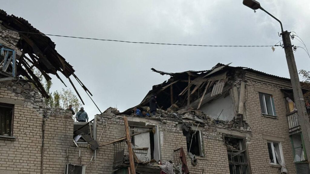 В Хрустальному показали будинок, де через витік газу вибух знищив цілий поверх