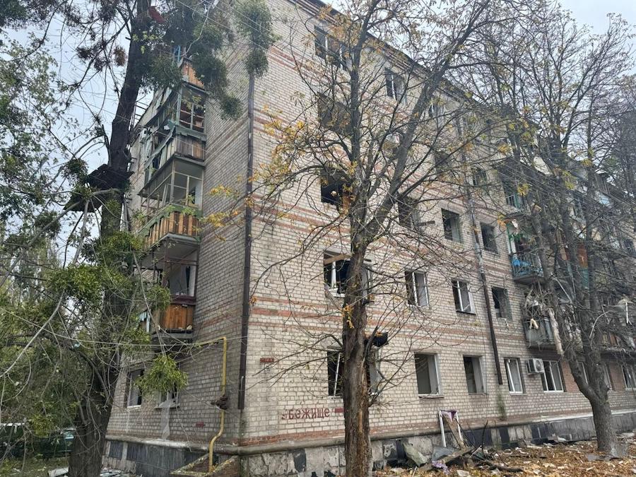 Окупанти тричі обстріляли Слов’янськ, “прильоти” зафіксовані в приватному секторі. Є постраждалі