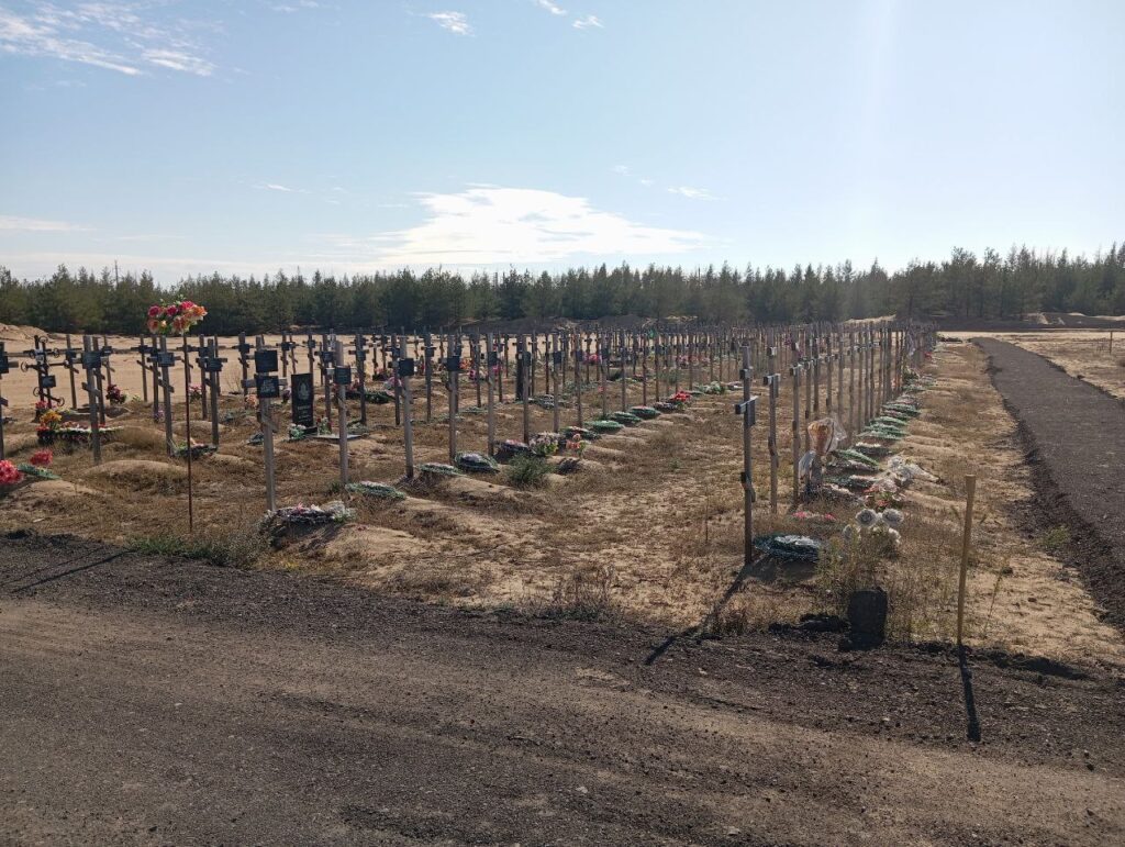 У мережі з’явились фото місця масового захоронення у Рубіжному