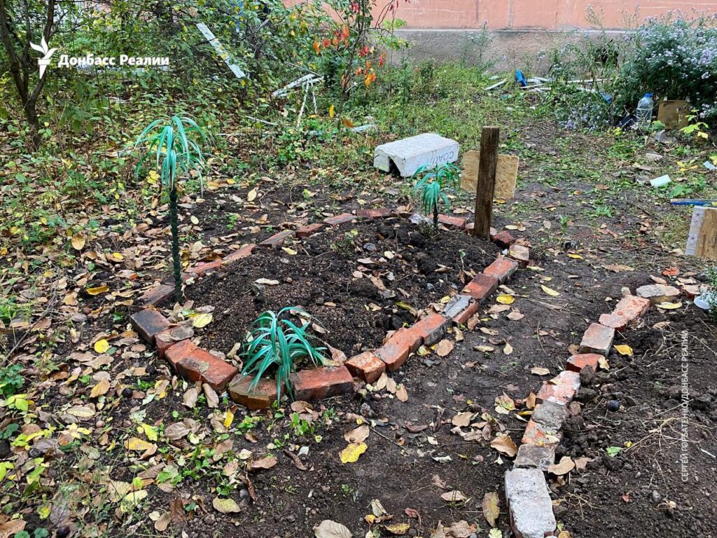 Константинівка під обстрілами: ховають під п’ятиповерхівками, готують їжу на вулиці