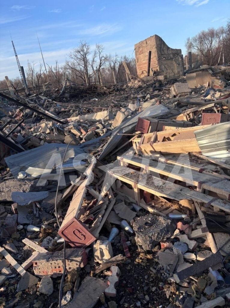 Росіяни показали фото наслідків вибуху на заводі “Пластмасс” у Копєйську, де виробляли боєприпаси