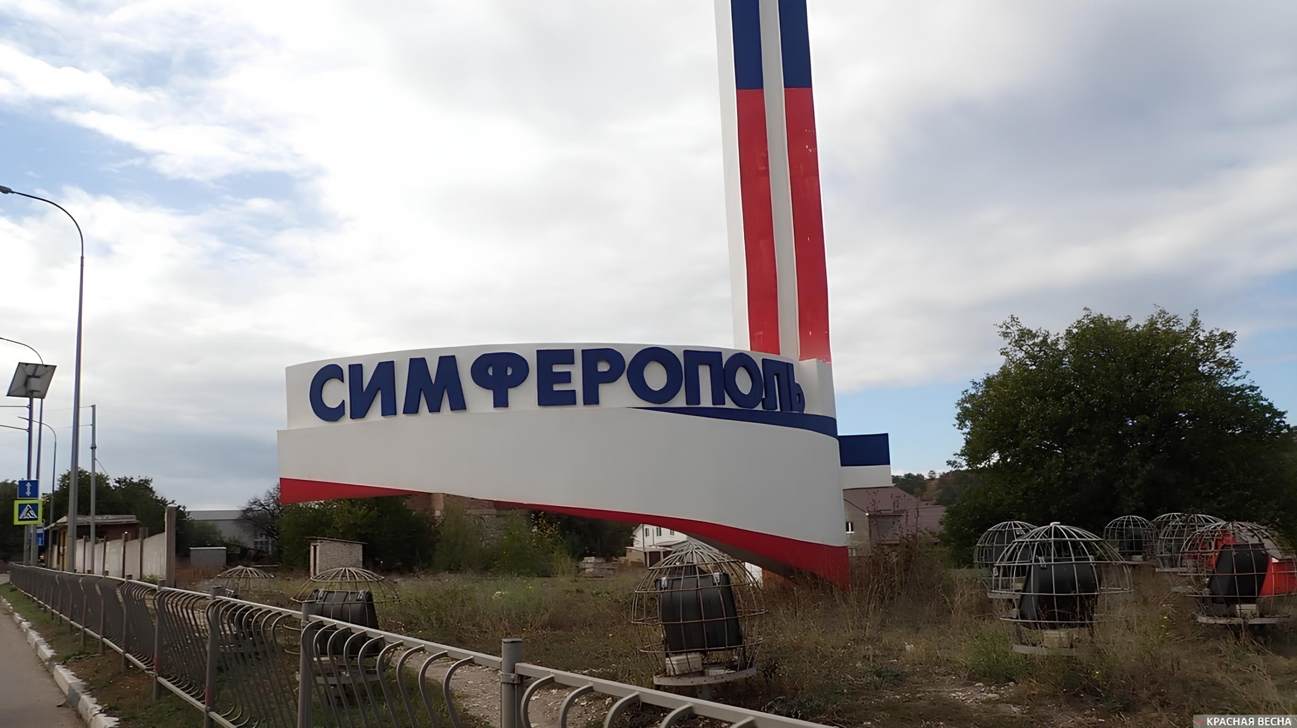 В окупованому Сімферополі затримали 19-річного хлопця, якого звинуватили у підготовці “замаху на посадовця МВС”