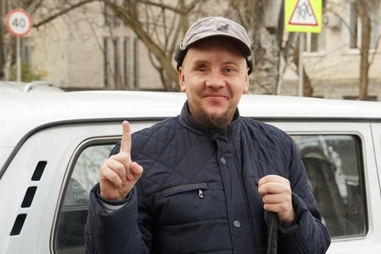 Російський суд ухвалив рішення повторно ув’язнити незрячого кримського політв’язня Олександра Сізікова