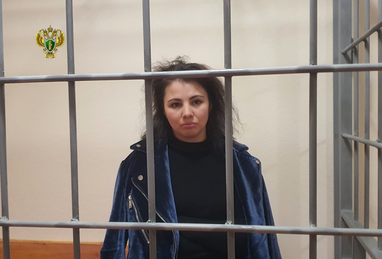 Окупаційна влада на Херсонщині засудила місцеву мешканку Юлію Станіку до 12 років ув’язнення, звинувативши її у “державній зраді”