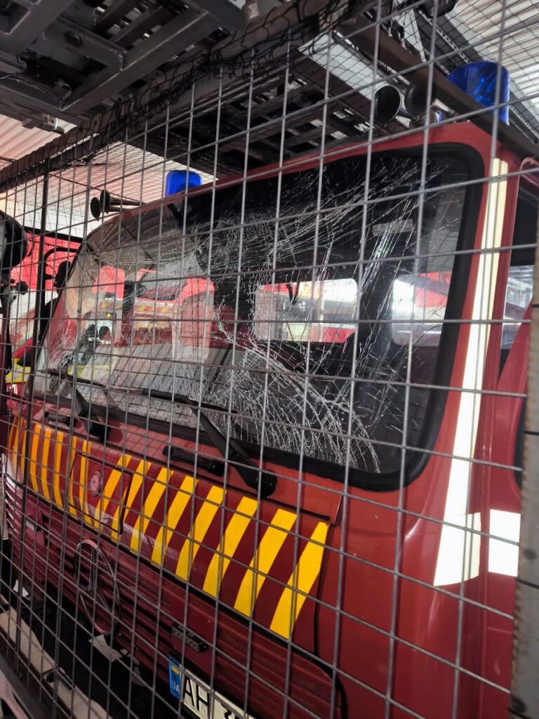 Окупанти вранці завдали три удари по Краматорську. Постраждали дві жінки, є руйнування