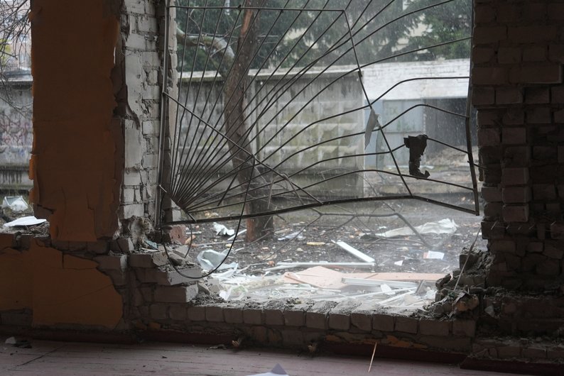 Окупанти втретє атакували Харківський ліцей: фото