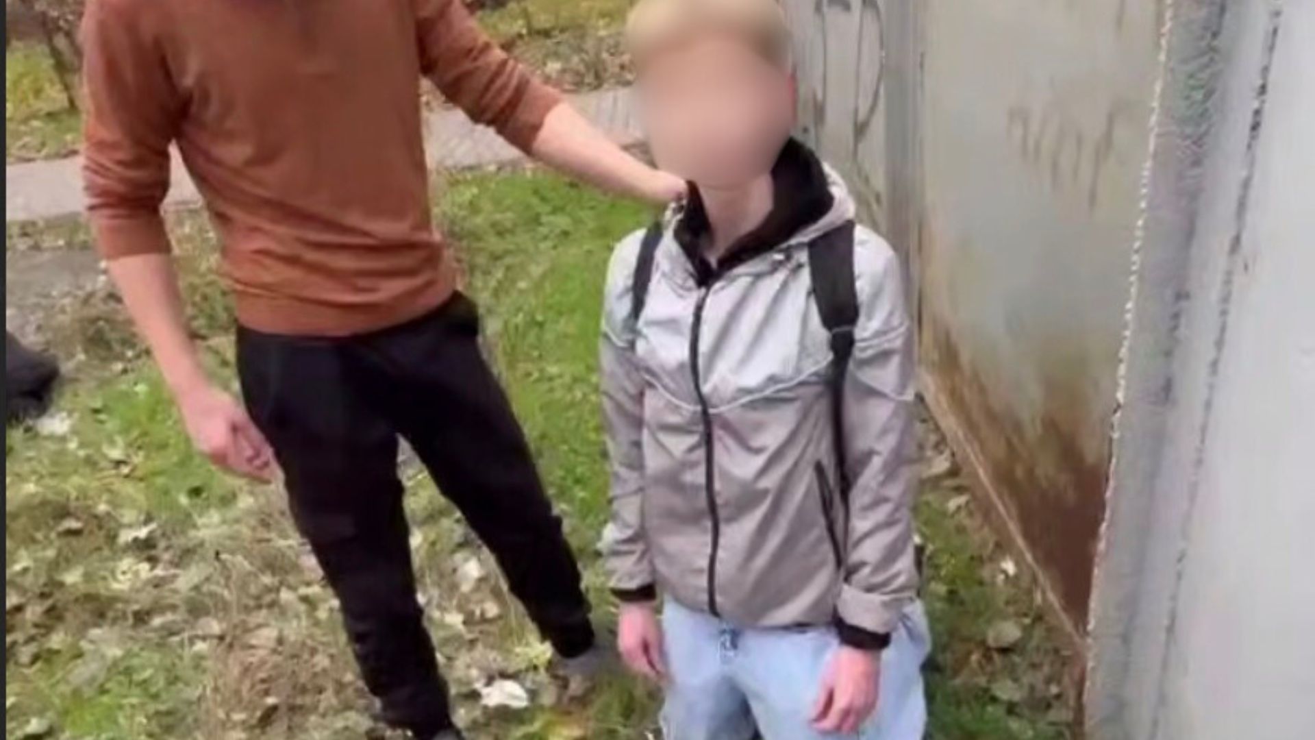 У Мелітополі підліток жорстко побив школяра — нападник нібито чеченець і &#8220;карав&#8221; однолітка &#8220;за образу віри&#8221;