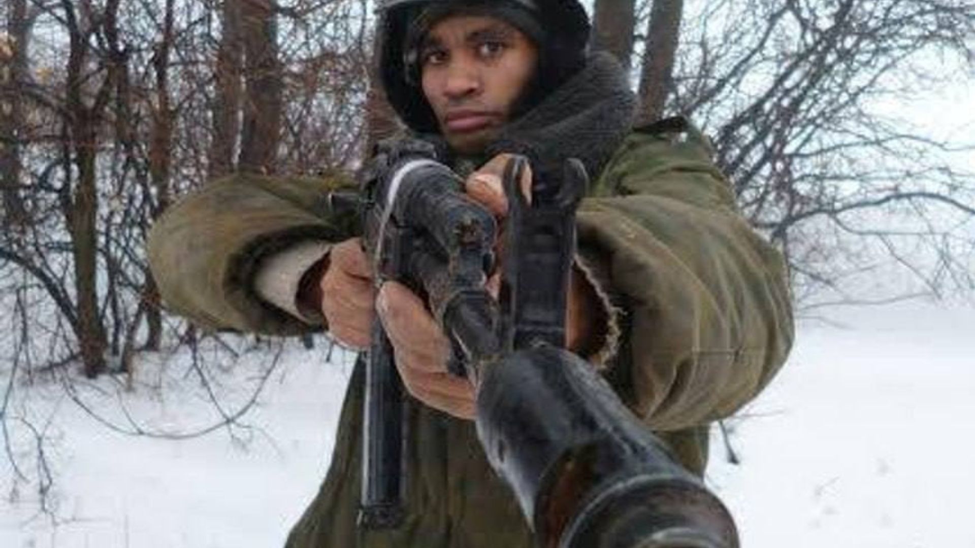 Колишній бойовик &#8220;ЛНР&#8221; Бенес Айо отримав штраф у Москві за протест проти забудови &#8220;Лосиного острова&#8221;