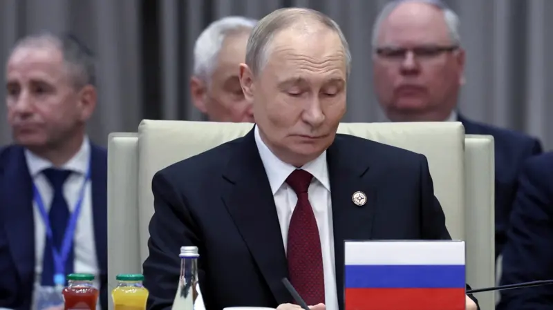 Путін знову заявив, що, за його словами, бойові дії в Україні можуть “завершитися”, якщо Збройні сили України залишать зайняті ними позиції