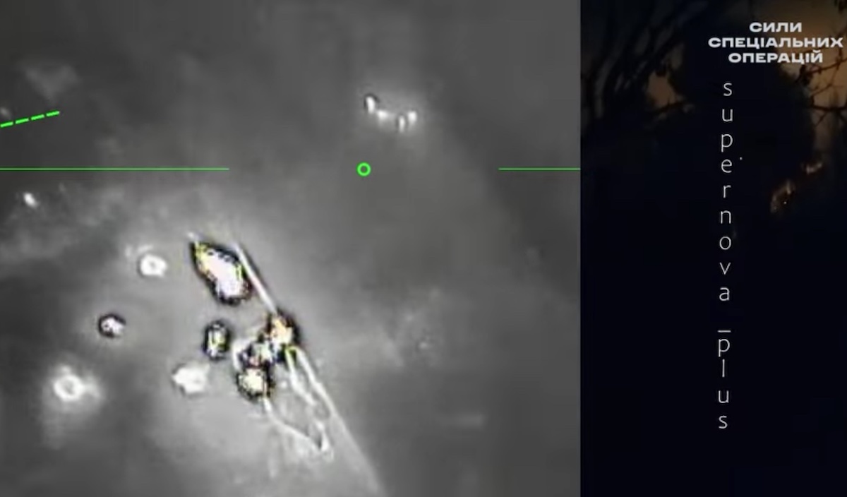 ЗСУ показали кадри удару по базі зберігання &#8220;шахедів&#8221; в окупованому Донецьку