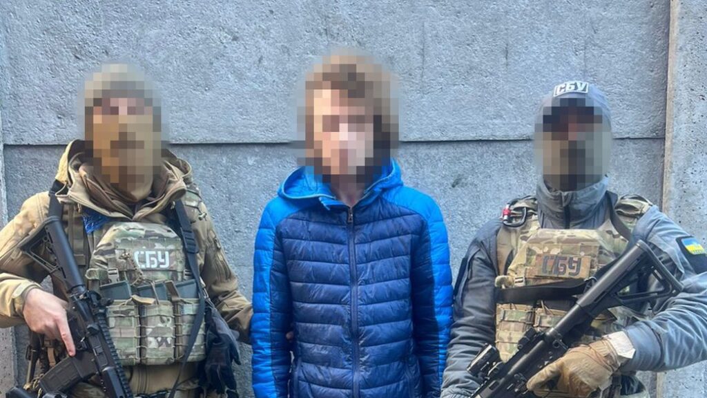 СБУ затримала агента ФСБ, який коригував російські удари по місцях дислокації українських операторів дронів у Костянтинівці