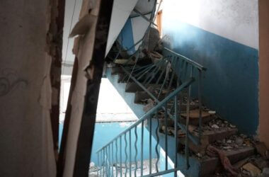 Журналістка розповіла, як ледь не загинула з донькою від удару “шахеда” по будинку у Дніпрі