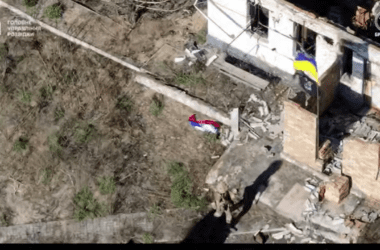 Спецпризначенці ГУР провели операцію поблизу Каховського водосховища та підняли український прапор: кадри