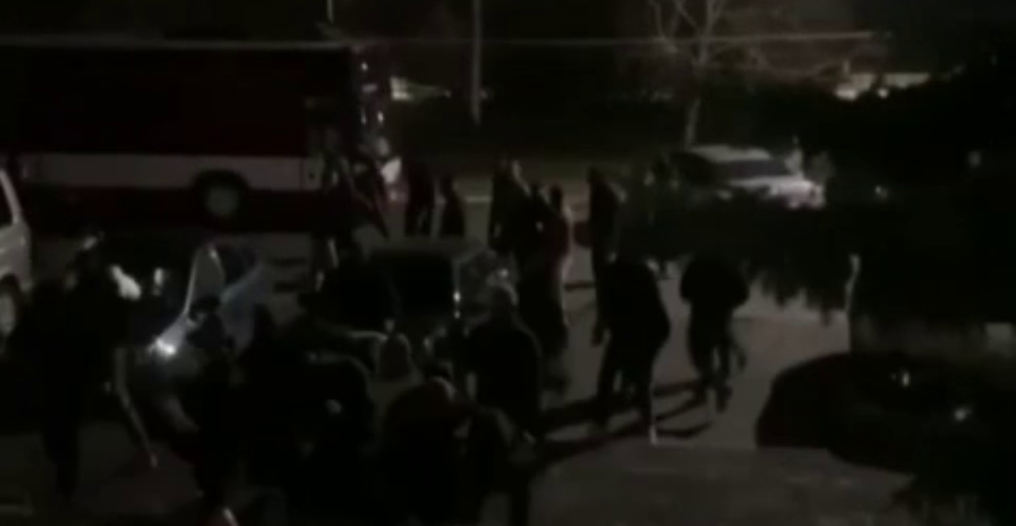 У Волгоградській області сталась масштабна бійка за участі &#8220;курсантів&#8221; &#8220;Донецького військового вчилища&#8221;. Момент потрапив на відео