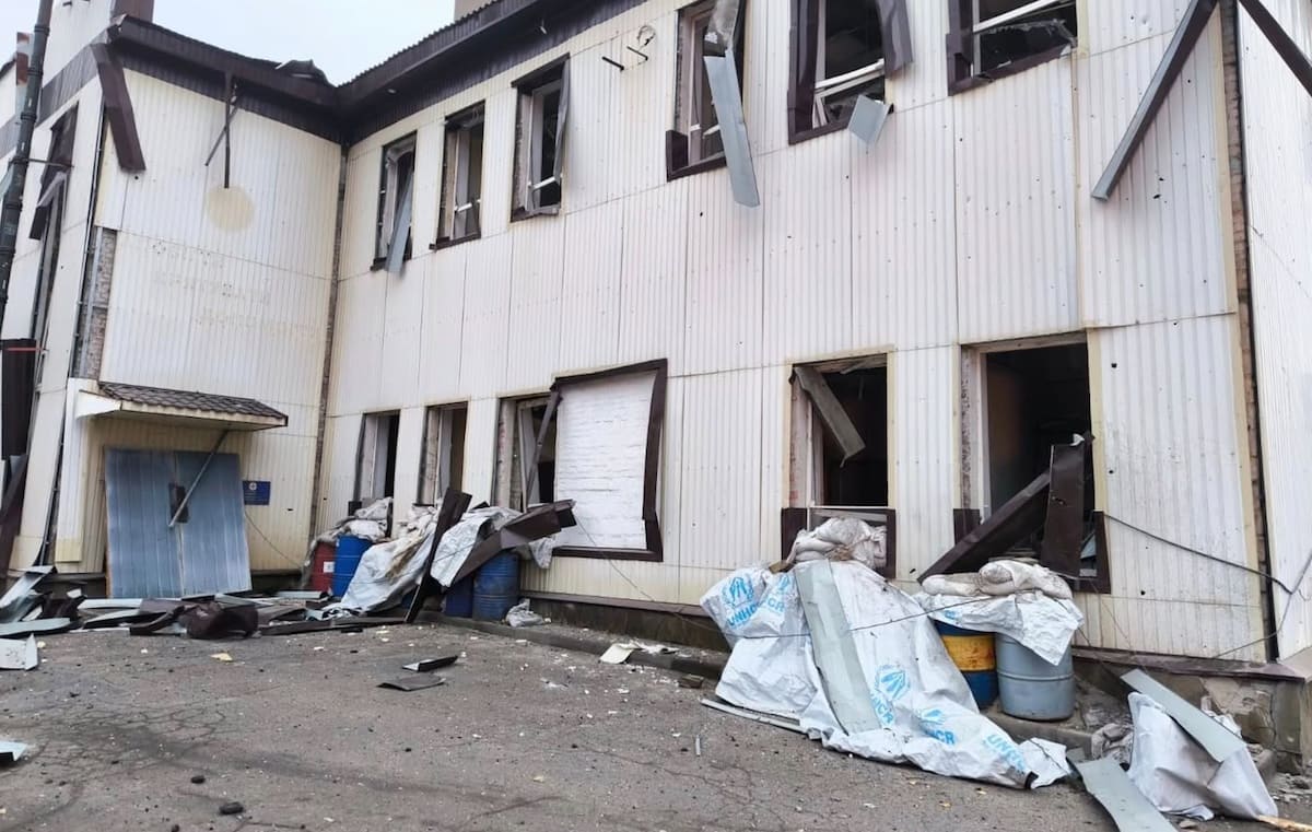 Окупанти вранці завдали три удари по Краматорську. Постраждали дві жінки, є руйнування