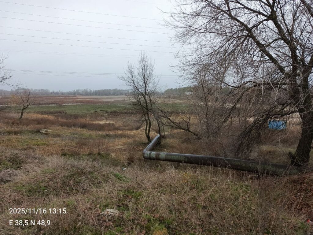 Нові фото з окупованого Сєвєродонецька показали повне зникнення озера Чисте