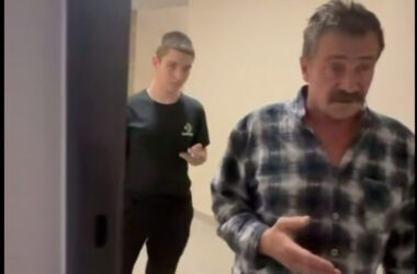 У Винниках сусіди напали на ветерана “Азову” та його дружину, розлючені шумом від його милиці