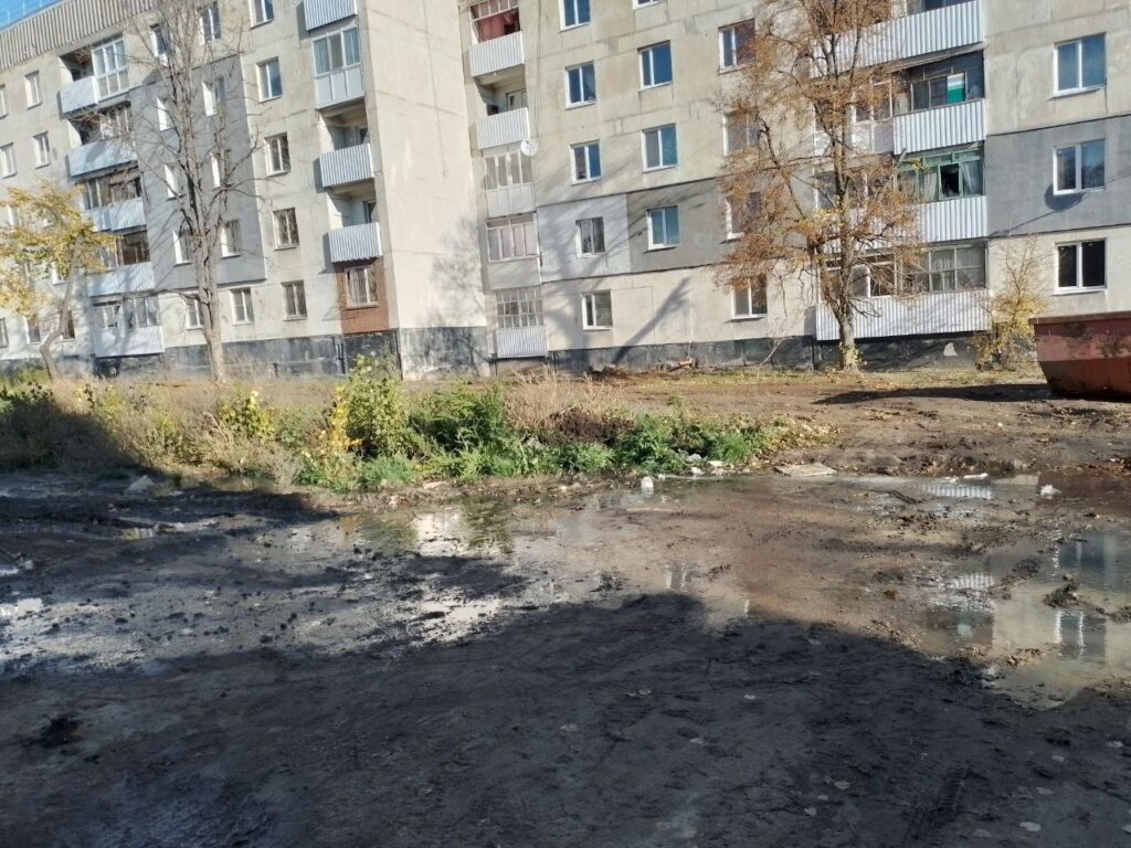 В окупованому Лисичанську півроку не можуть полагодити каналізацію. Опубліковані фото