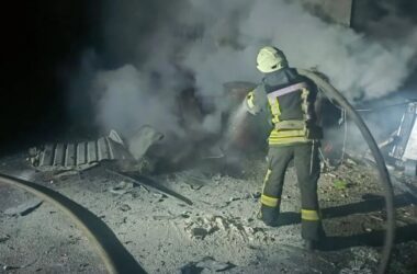 В окупованому Новоайдарі загорілась АЗС після атаки безпілотників